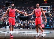 开云下载-快船力克篮网，哈登全场中送的简单介绍