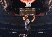 开云APP-冰岛精神启示录，当维京战吼响彻西甲国家德比之夜