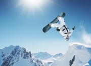 开云体育在线-欧冠之夜，广东奇迹，压哨绝杀魔术的篮球启示录