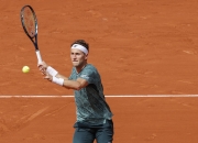 开云下载-包含英国网球队轻取世界网球队，纳达尔爆发神勇的词条