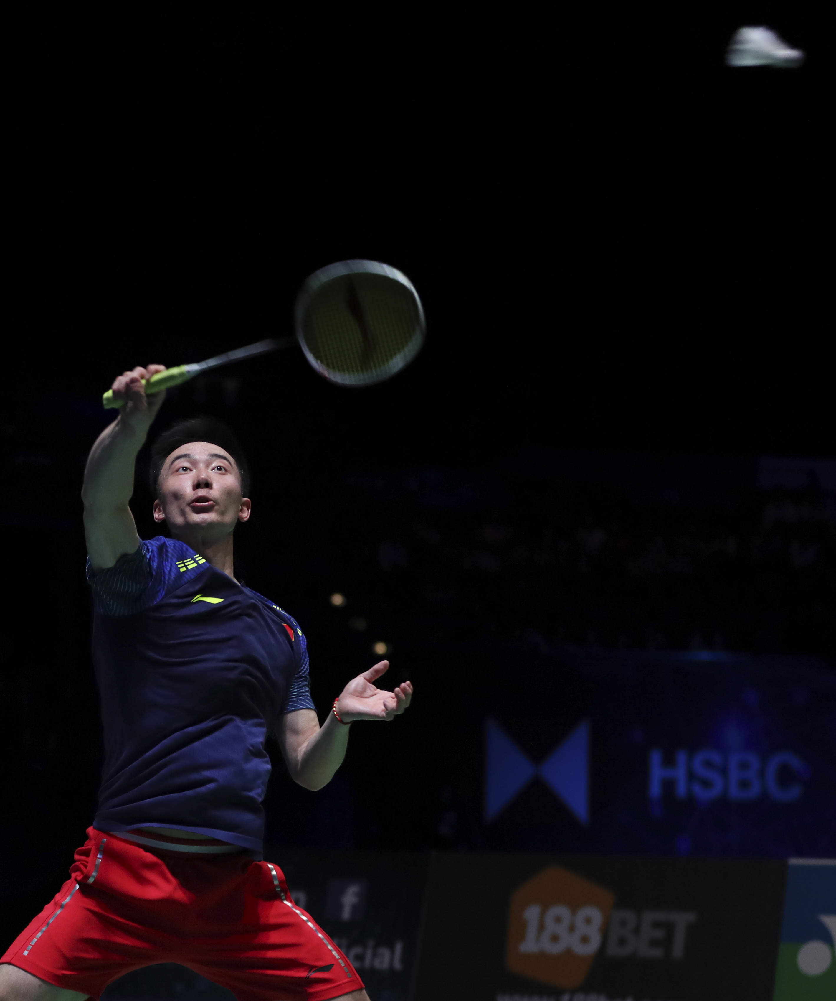 包含中国羽毛球队险胜韩国羽毛球队，林丹打破历史纪录的词条