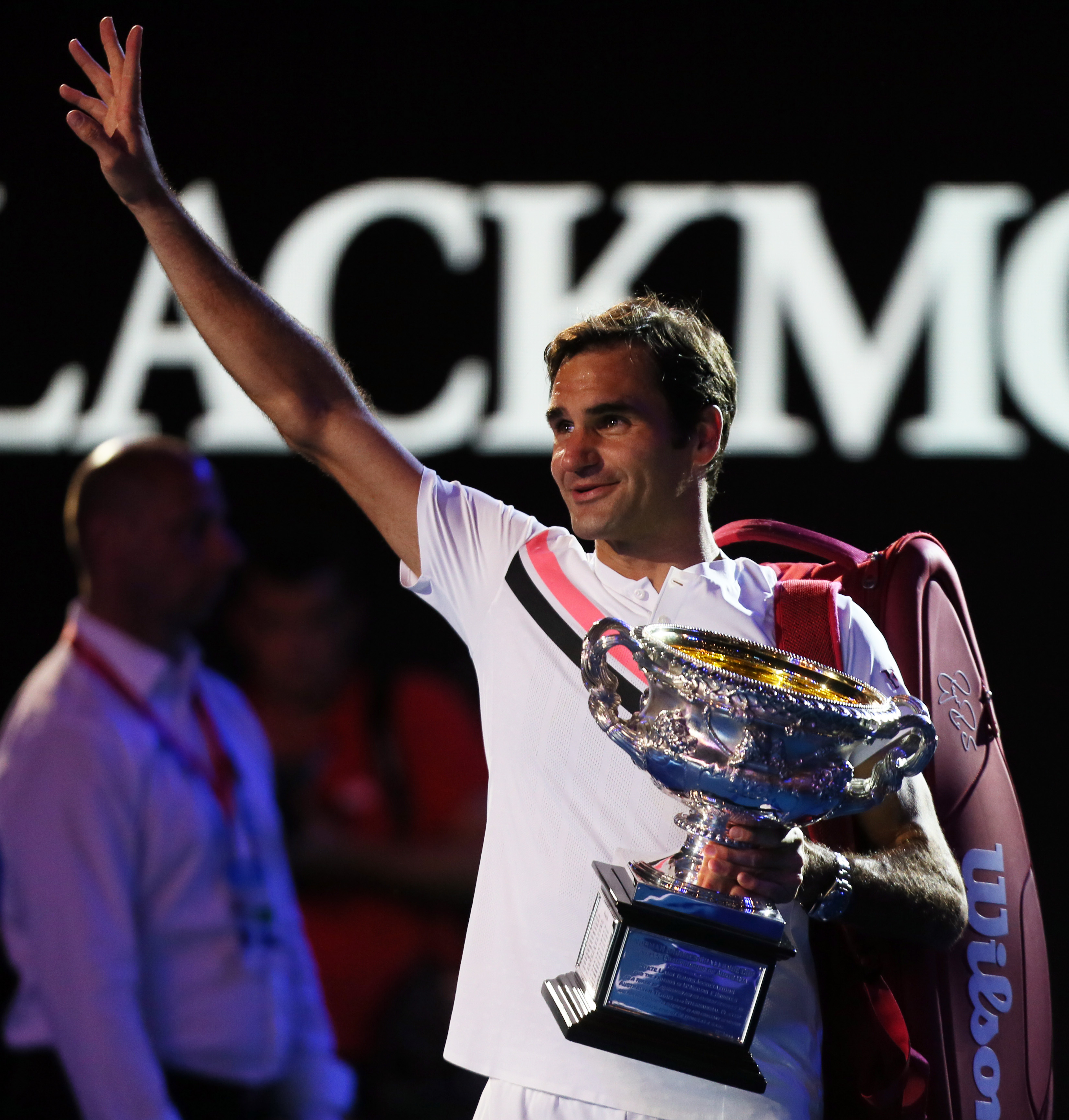 澳大利亚网球队绝地反击世界网球队，费德勒爆发神勇的简单介绍