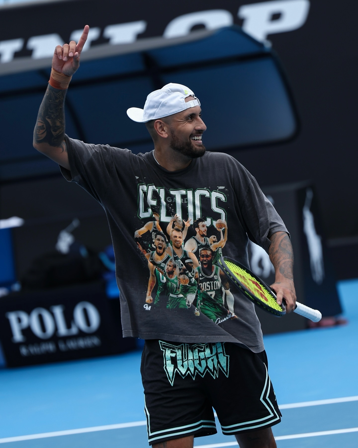 澳大利亚网球队血洗世界网球队，克耶高斯惊艳世界的简单介绍