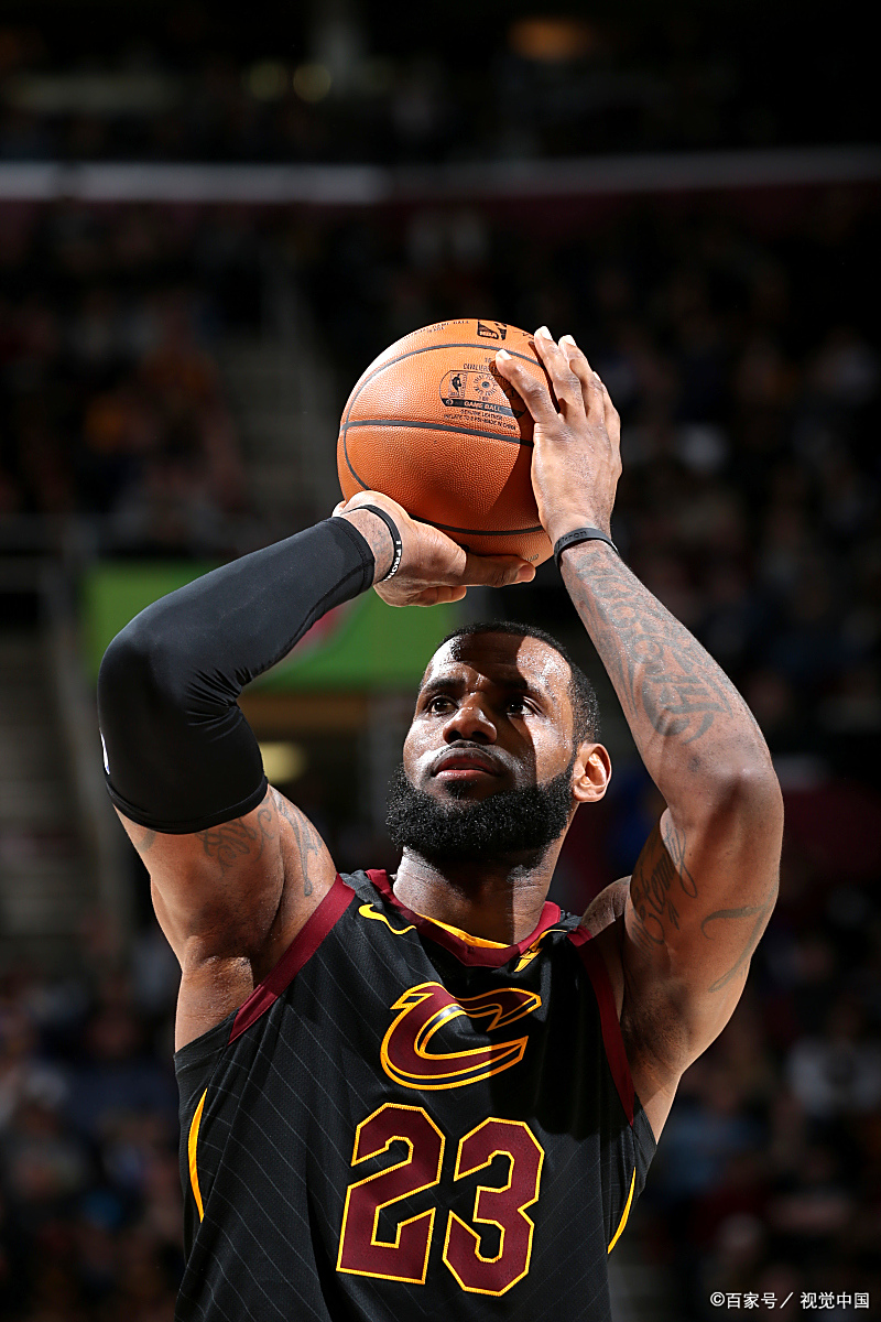 尚佩利奥队在比赛中夺得重要胜利 尚佩利奥队在比赛中夺得重要胜利