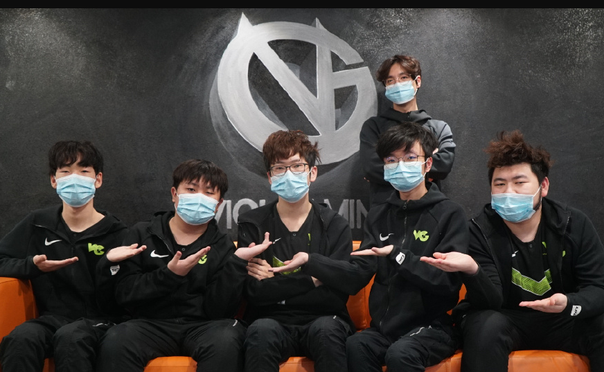 雅典战队在欧国联附加赛中晋级的简单介绍