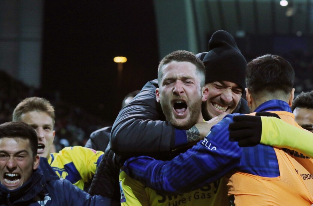 罗马席卷英伦,成功逆袭晋级八强 罗马席卷英伦,成功逆袭晋级八强