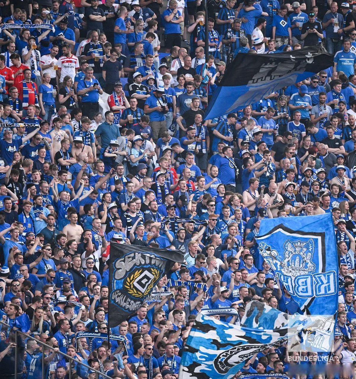 柏林赫塔主场取胜,领先一步 柏林赫塔主场取胜,领先一步