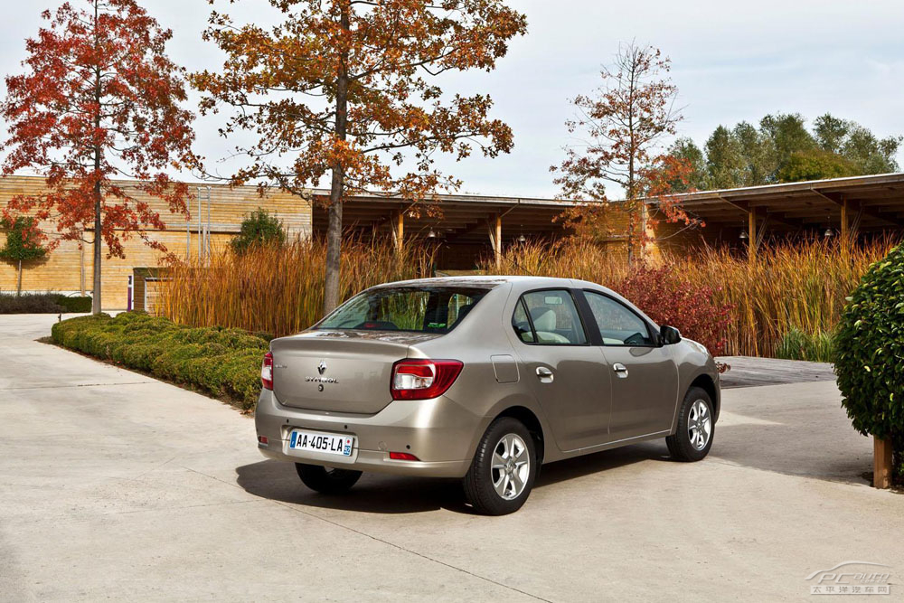 关于梅赛德斯鏖战雷诺车队，诺里斯状态火热的信息