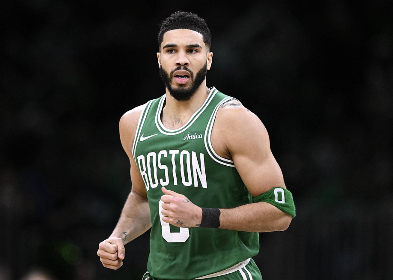 四川队逆转雷霆，塔图姆刷新纪录的简单介绍