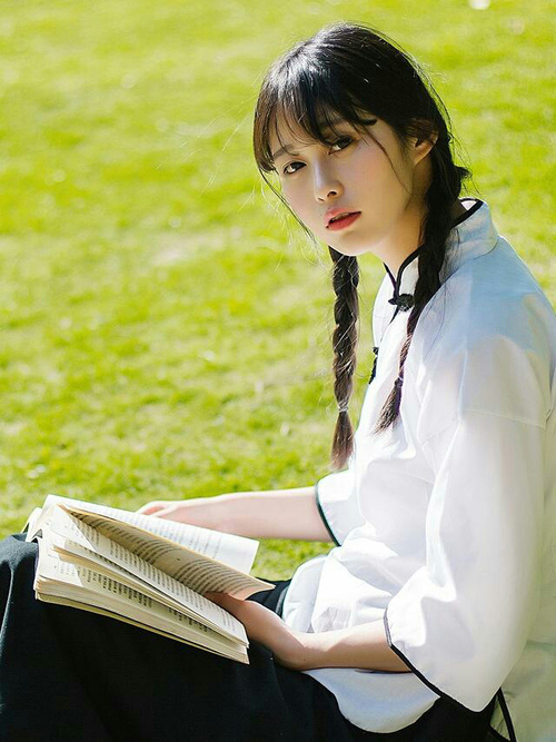 跨越半球的绿茵传奇，新西兰末节奇迹与孙兴慜的德甲封神之战