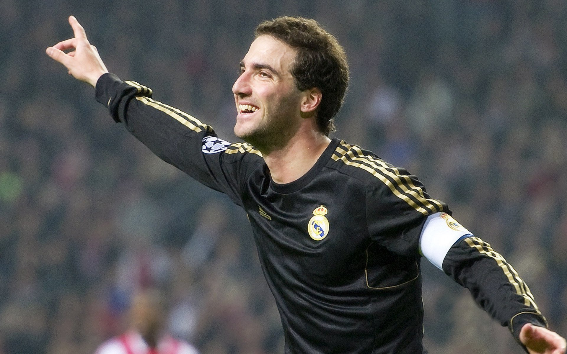 毕尔巴鄂一波带走洪都拉斯，佩德里成为关键先生